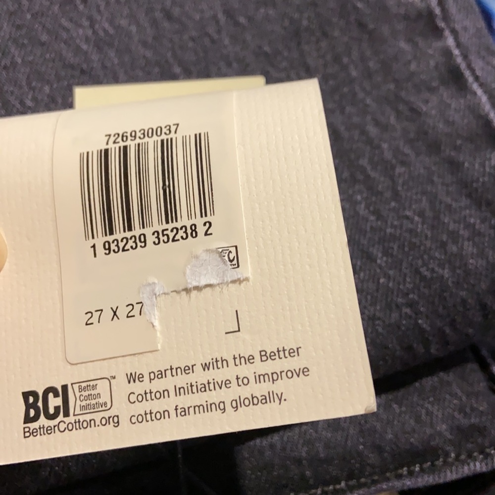Levi's RibCage Ankle Straight Jeans - Picture 11 of 16